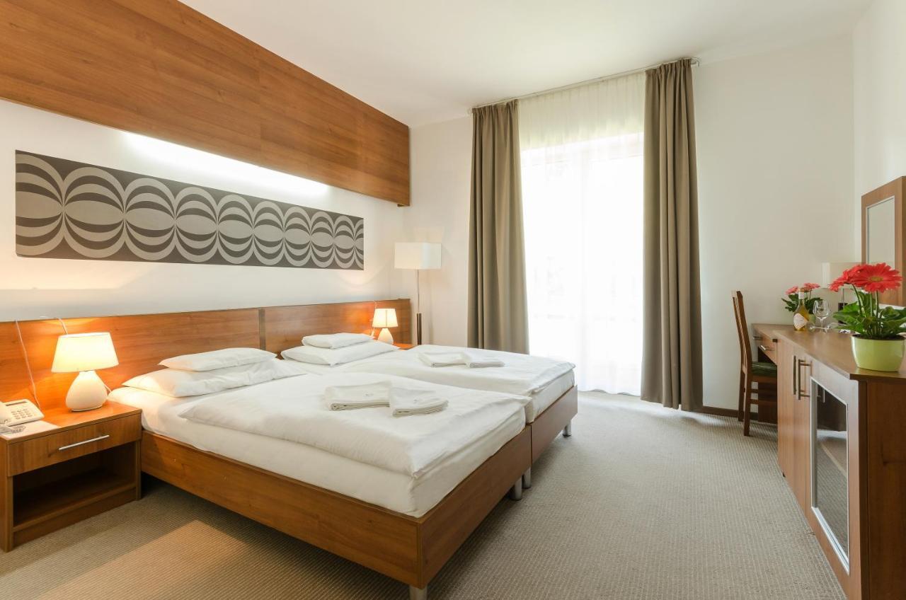 Hotel Kelep Токай Екстер'єр фото